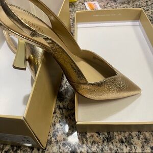 Brand New Michael Kors Sling back pumps